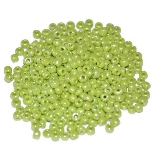 10gr perles de rocaille vert pomme  nacré en verre  3mm  (ref 92)