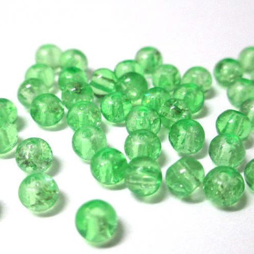 50 perles en verre craquelées vert 4mm (4pv12)