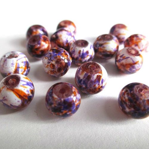 10 perles blanches moucheté violet et orange en verre  8mm