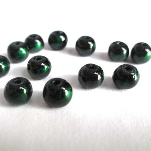 20 perles noir moucheté vert brillant en verre 6mm