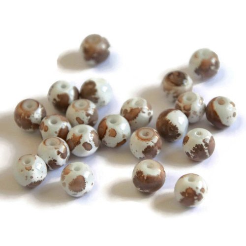 10 perles en verre blanches mouchetées marron 8mm