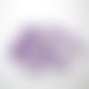50 perles en verre blanches mouchetées violet 4mm