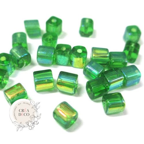 50 perles en verre carré électroplate verte ab 4mm (4pv62)