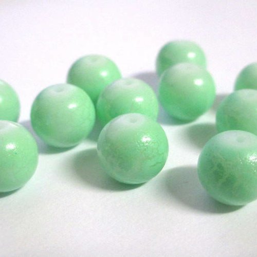 10 perles en verre peint vert pomme craqué 10mm (o-33)