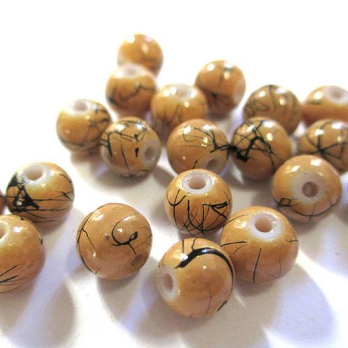 20 perles en verre marron clair tréfilées noir 6mm
