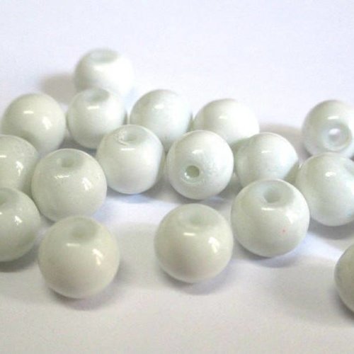 20 perles en verre peint blanche 6mm