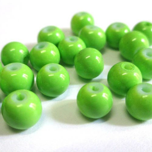 20 perles en verre peint verte 6mm