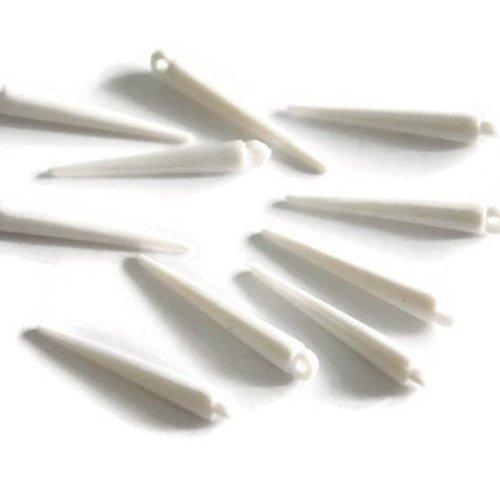 10 perles spike acrylique couleur blanc 33mm