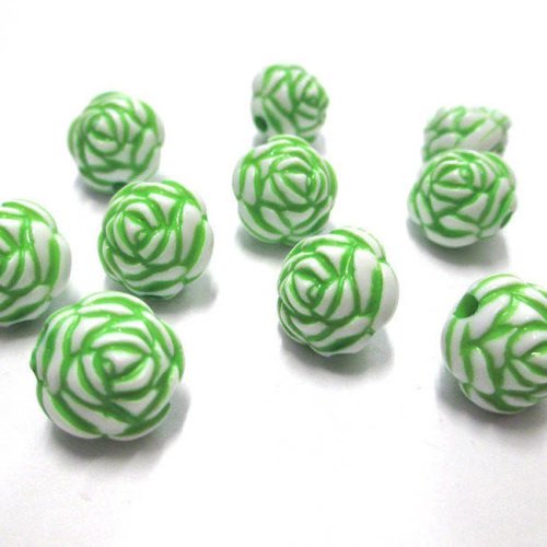 10 perles fleur vert acrylique 13mm