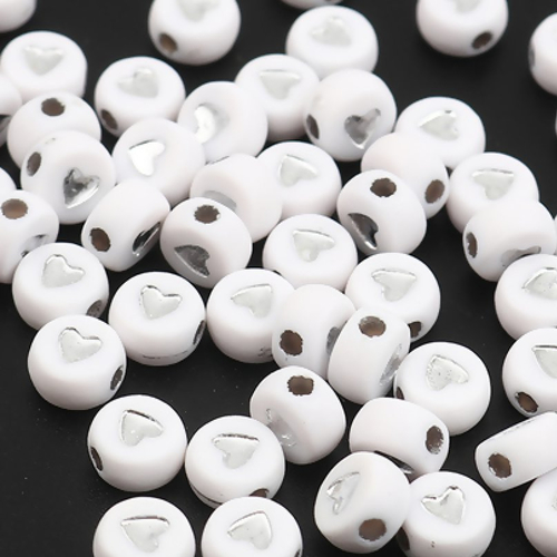 20 perles coeur argenté 6 mm palets acryliques blancs heishi