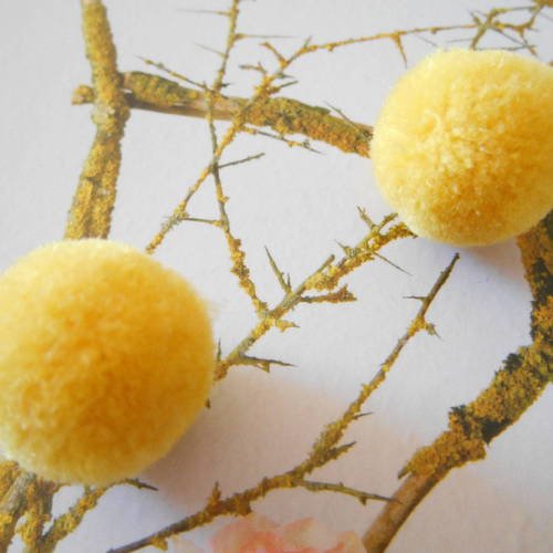 Perles x 2 pompons jaune 20 mm 
