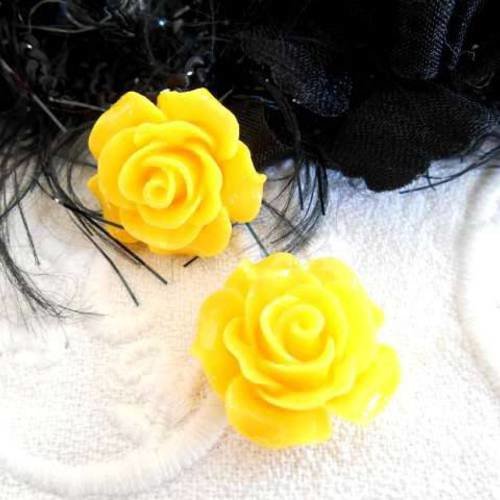 Perles x 2 cabochons 20 mm fleur jaune acrylique 
