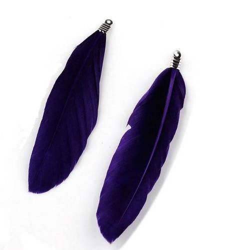 2 pendentifs plumes violettes