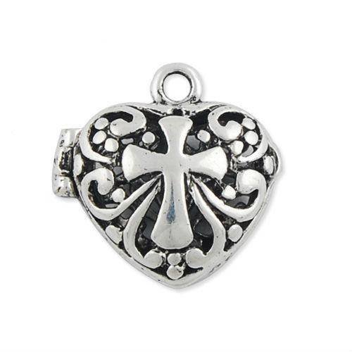 1 pendentif coeur ciselé croix métal argenté