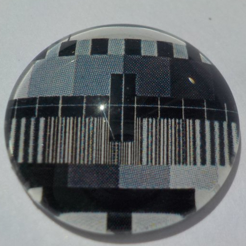 Cabochon avec son image noire et grise,verre, rond, 20 mm