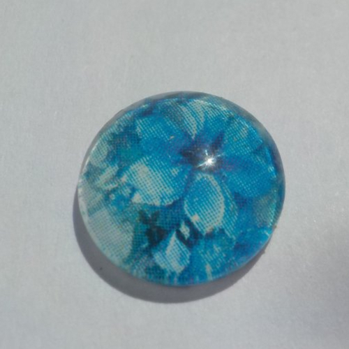Cabochon de verre, fleurs, bleu, blanc, 12 mm.