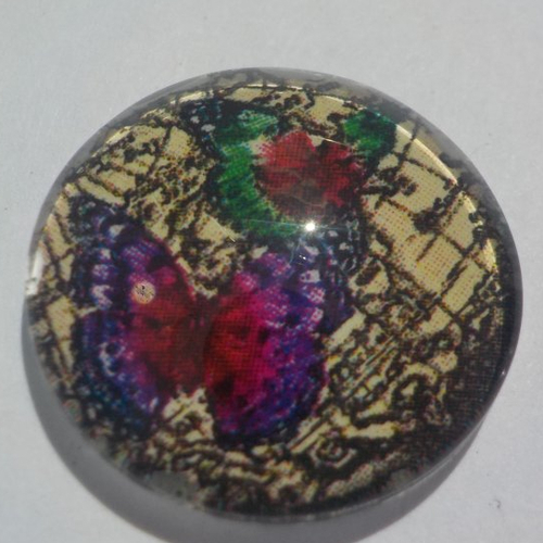 Cabochon avec son image de papillon, rose, violet, mauve, prune, en verre, rond, 18 mm
