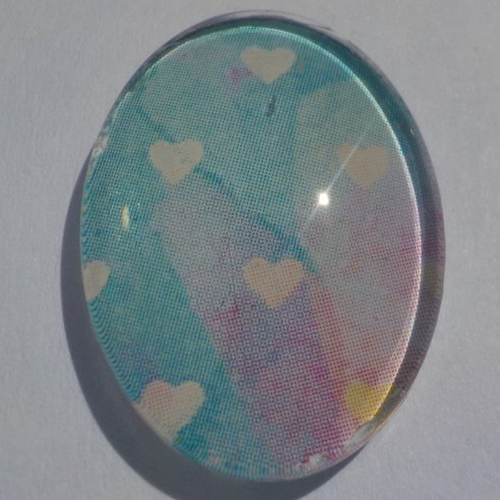 Cabochon, ovale, petits coeurs, en verre 25 x 18 mm