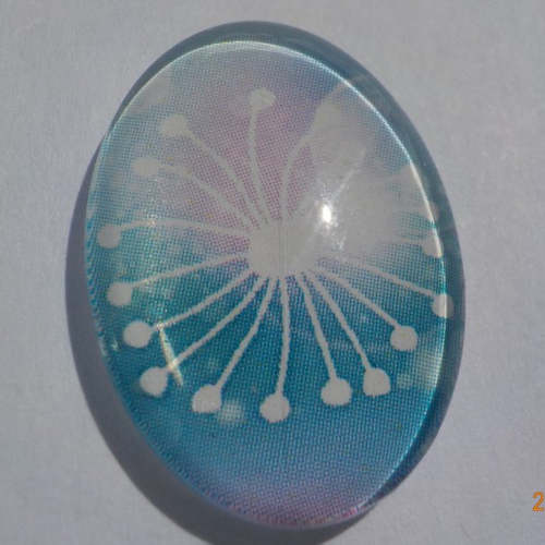 Cabochon, ovale, fleurs, bleu, en verre 25 x 18 mm, blanc