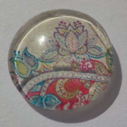 Cabochon de verre, image d'arabesques, multicolore,14 m,