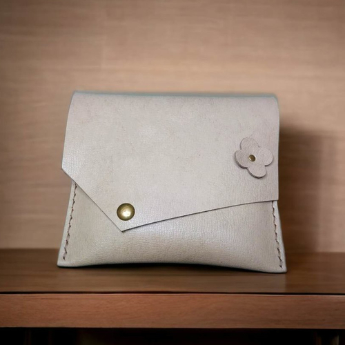 Porte monnaie pochette rangement fourre tout ou trousse en cuir de veau véritable