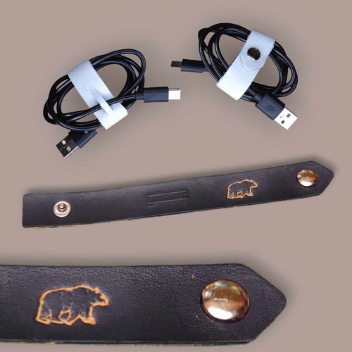 Range câble en cuir (personnalisable) pour chargeur câble informatique écouteur ou autre ( ours ourson )