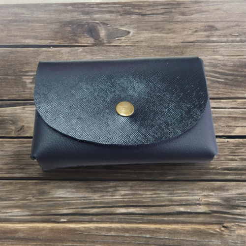 Porte carte bleu en cuir de veau cousu main idéal cadeau fête des pères noël saint valentin anniversaire ou pour le plaisir