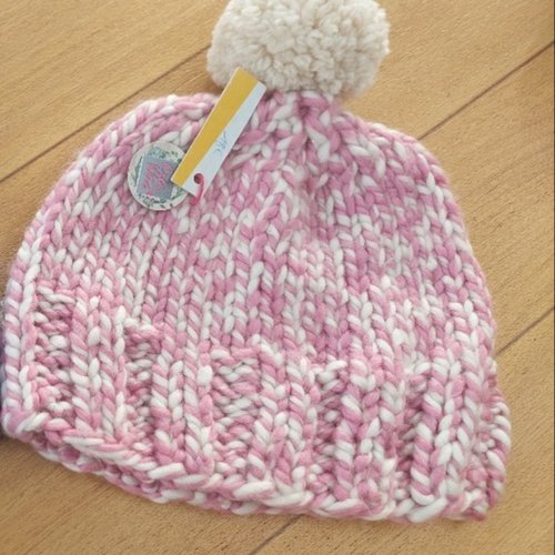Bonnet femme rose tricot fait main