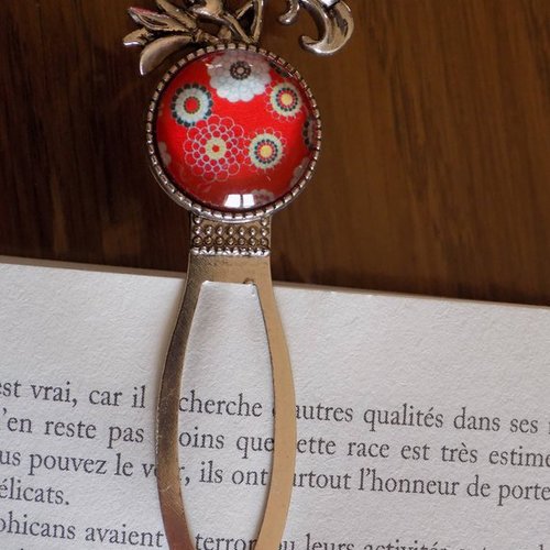 Marque page argenté avec cabochon japonais