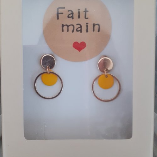 Boucles d'oreilles minimalistes jaunes
