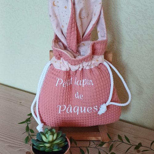 Adorable sac lapin  pour recolter les trésors de paques ( sur commande )