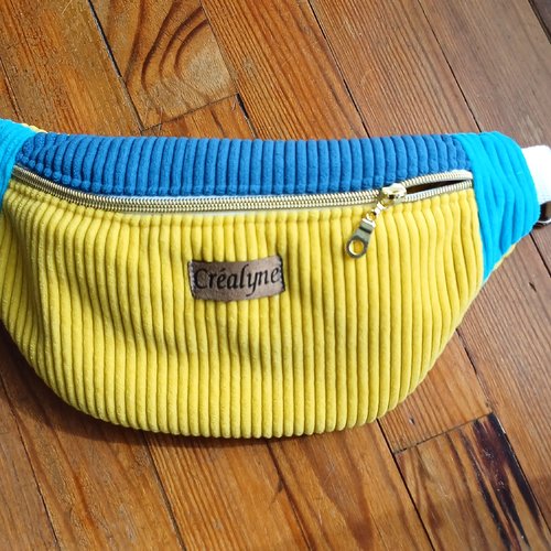 Sac banane en velours -pratique et tendance