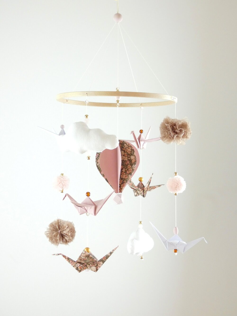 Mobile bébé montgolfière origamis prune, rose et gris - CréaMaga