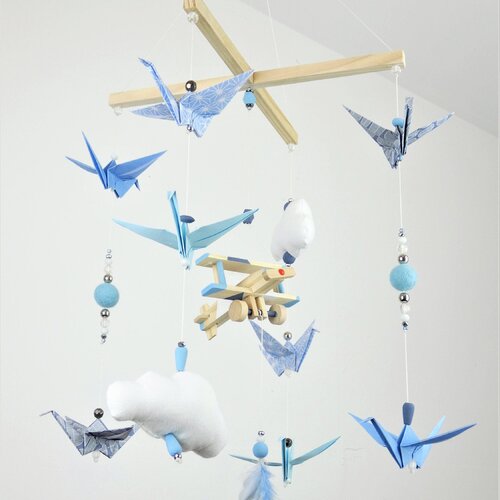 Mobile bébé origami bois avion bleu ciel bleu gris