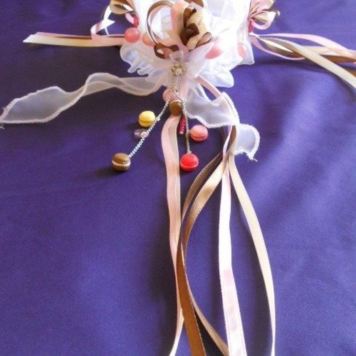 Jarretière mariée ivoire/chocolat et rose thème bonbons