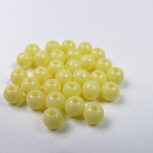 Lot de 30 perles pastel 6mm jaune pastel