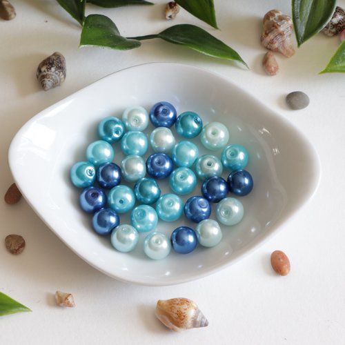 Lot de 30 perles nacré 8mm dans les tons de bleus