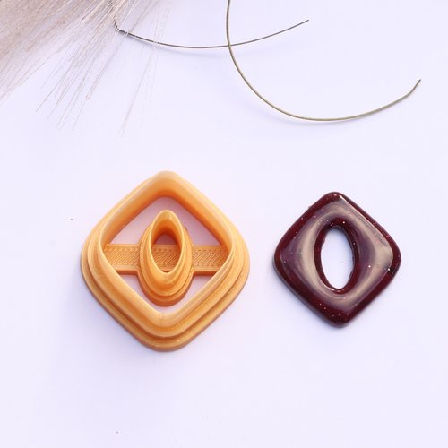 Emporte-pièces géométrique losange ajouré 30mm