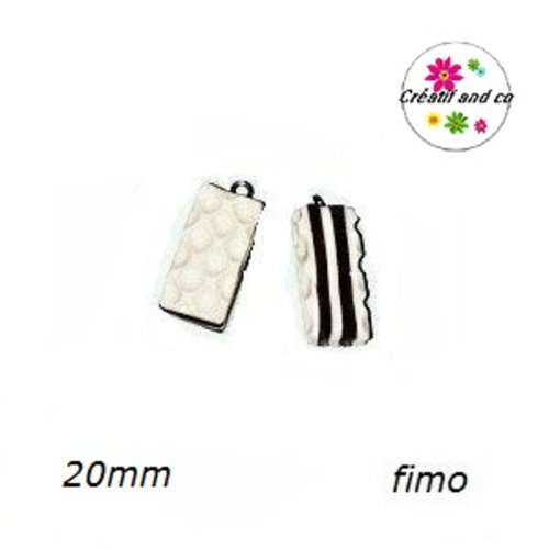 Breloque gaufrette chocolat en fimo