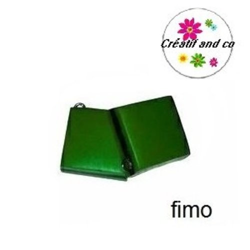 Breloque bonbon anglais vert/noir en fimo