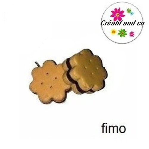Biscuit forme fleur fourré chocolat en fimo