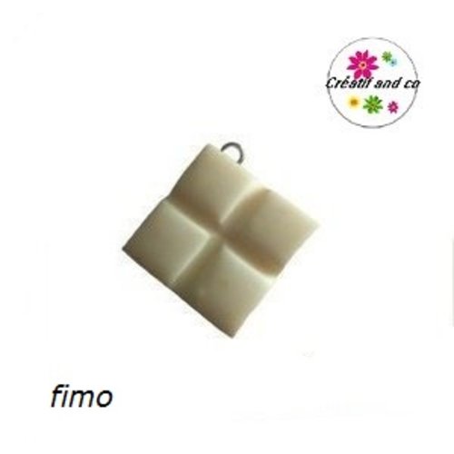 Breloque carré de chocolat blanc