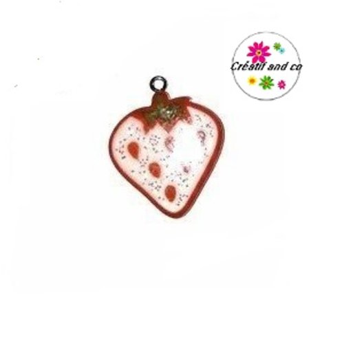 Fraise kawaii 30mm