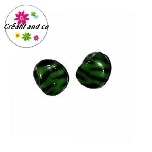Perle zébrée verte/noire 15mm