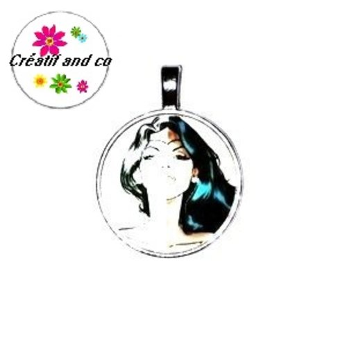 Grand pendentif wonder woman 25mm