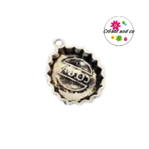 Breloque capsule coca pliée