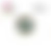X2 cabochons oeil motif chien allongé sur paupière  16mm