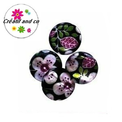 Perle forme palet nacre fleurie 25mm