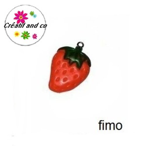 Fraise rouge queue verte plate fimo