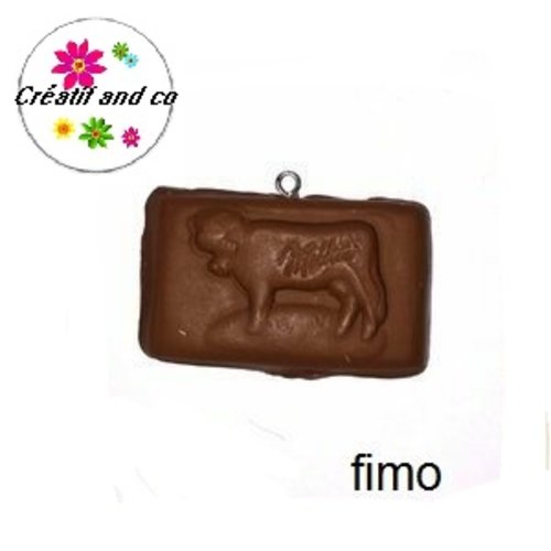 Grand carré de chocolat au lait fimo 37mm